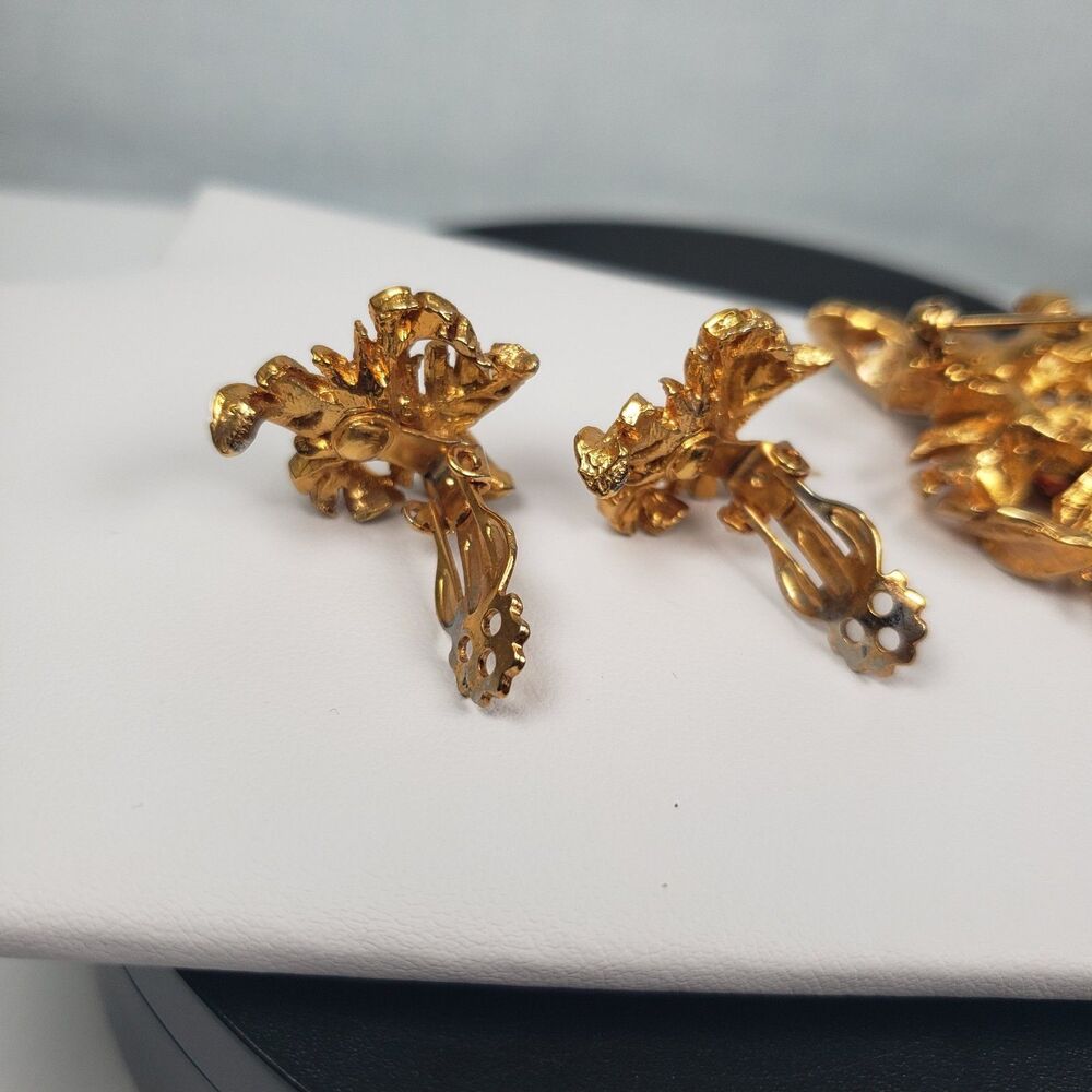Vintage Flower Orange Yellow Crystal Rhinestone Leaf Brooch Clip On Earring Set - Picture 9 of 16